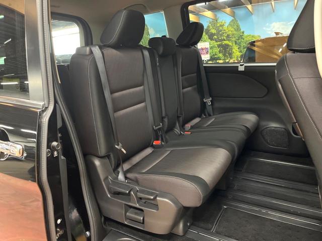 セレナ ハイウェイスター Vセレクション 後席モニター セーフティB 9型ナビ 全周囲カメラ プロパイロット 両側電動ドア デジタルインナーミラー 衝突軽減システム Bluetooth再生 LEDヘッド フルセグ クリアランスソナー ETC(10枚目)