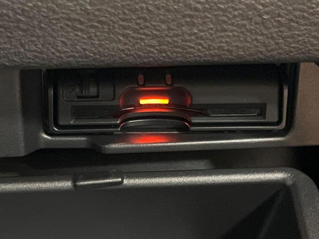 セレナ ハイウェイスター Vセレクション 後席モニター セーフティB 9型ナビ 全周囲カメラ プロパイロット 両側電動ドア デジタルインナーミラー 衝突軽減システム Bluetooth再生 LEDヘッド フルセグ クリアランスソナー ETC(50枚目)