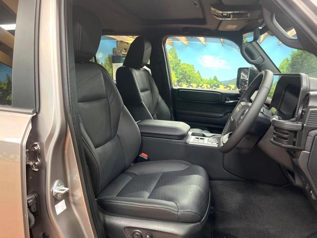 ランドクルーザー250 VX モデリスタ サンルーフ 12型ナビ 全周囲カメラ 丸目LEDヘッド 禁煙車 衝突軽減 レーダークルーズ 電動リアゲート レザーシート シートエアコン パワーシート コーナーセンサー ETC(8枚目)