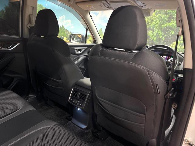 フォレスター アドバンス 視界拡張 8型ナビ パワーバックドア ルーフレール 禁煙車 デジタルインナーミラー シートヒーター アイサイト ドライバーモニタリングシステム 純正18アルミ LEDヘッド レーダークルーズ ETC(28枚目)