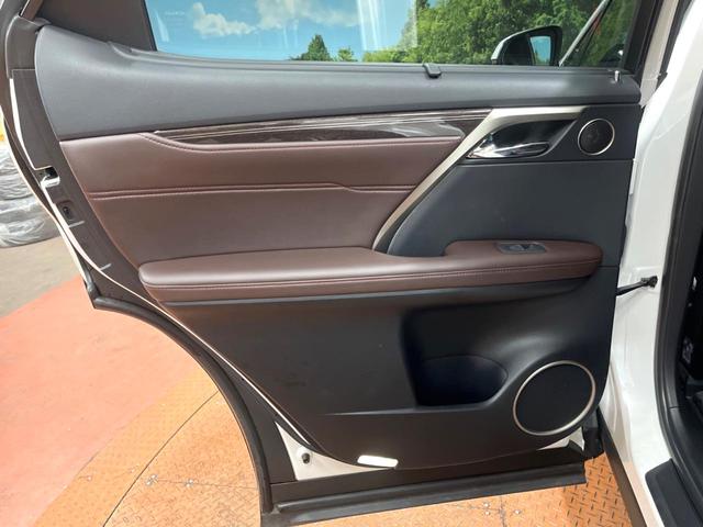 RX RX450h バージョンL サンルーフ 12型ナビ 全周囲カメラ レーダークルーズ ブラインドスポットモニター パワーバックドア シートエアコン 3眼LEDヘッド 100V電源 純正20インチアルミ ヘッドアップディスプレイ(23枚目)