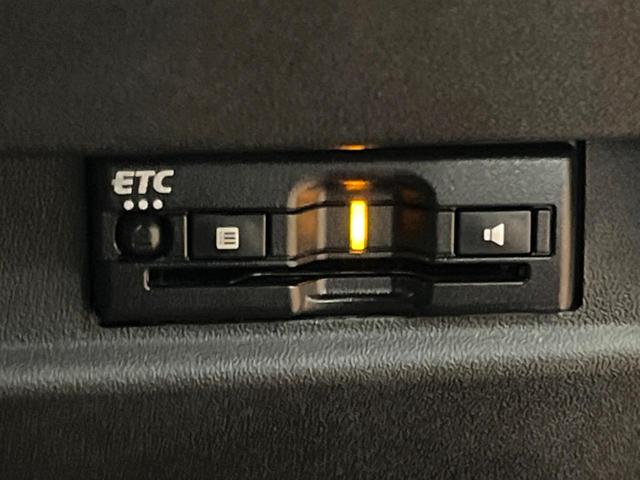 ジムニー XC 4WD 禁煙車 ディスプレイオーディオ バックカメラ 衝突軽減 クルーズコントロール コーナーセンサー デジタルインナーミラー シートヒーター LEDヘッド 純正16インチアルミ ETC(7枚目)