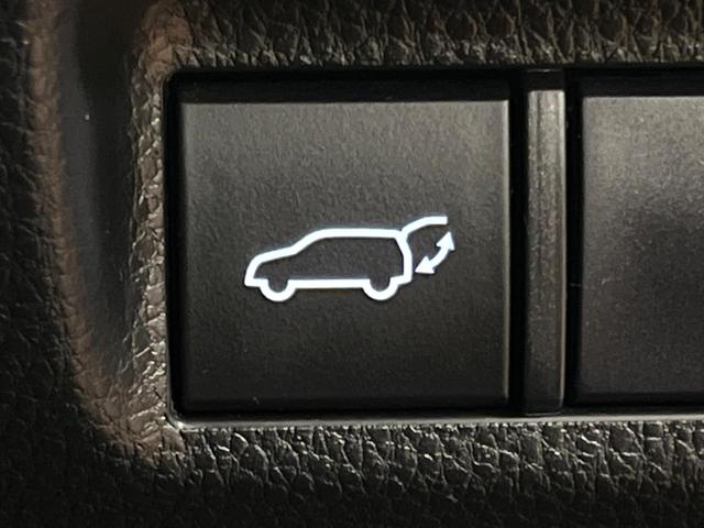 RAV4 アドベンチャー 9型ナビ 全周囲カメラ パワーバックドア シートエアコン 禁煙車 セーフティセンス レーダークルーズ ブラインドスポットモニター フルセグTV 純正19アルミ ETC2.0 クリアランスソナー(5枚目)