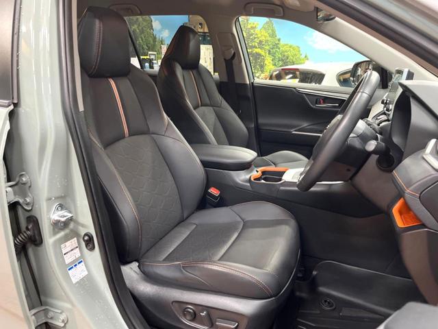 RAV4 アドベンチャー 9型ナビ 全周囲カメラ パワーバックドア シートエアコン 禁煙車 セーフティセンス レーダークルーズ ブラインドスポットモニター フルセグTV 純正19アルミ ETC2.0 クリアランスソナー(8枚目)