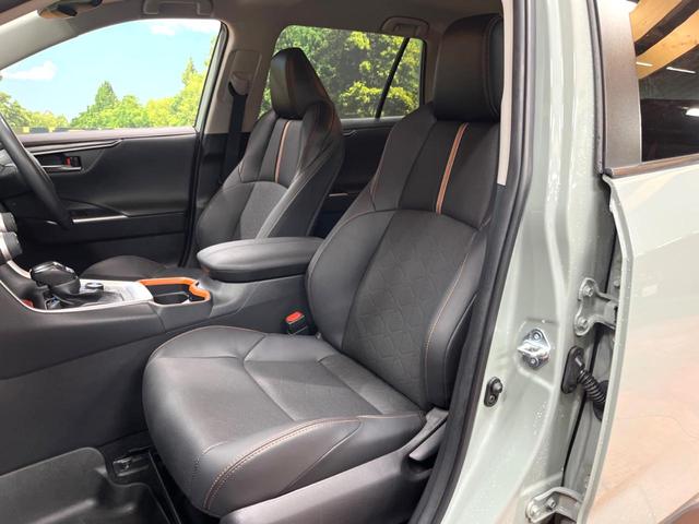 RAV4 アドベンチャー 9型ナビ 全周囲カメラ パワーバックドア シートエアコン 禁煙車 セーフティセンス レーダークルーズ ブラインドスポットモニター フルセグTV 純正19アルミ ETC2.0 クリアランスソナー(22枚目)