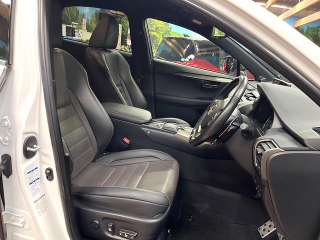 NX NX300h Fスポーツ 4WD 10型ナビ 全周囲カメラ ルーフレール 3眼LEDヘッド 禁煙車 黒革シート パワーバックドア シートエアコン レクサスセーフティ レーダークルーズ BSM クリアランスソナー 純正18アルミ(8枚目)