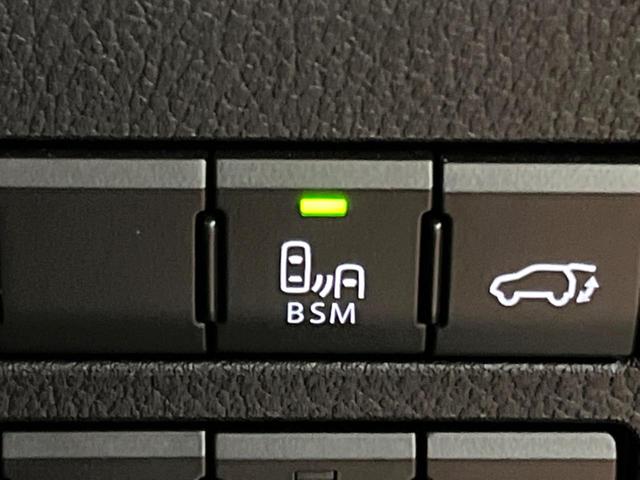 NX NX300h Fスポーツ 4WD 10型ナビ 全周囲カメラ ルーフレール 3眼LEDヘッド 禁煙車 黒革シート パワーバックドア シートエアコン レクサスセーフティ レーダークルーズ BSM クリアランスソナー 純正18アルミ(55枚目)