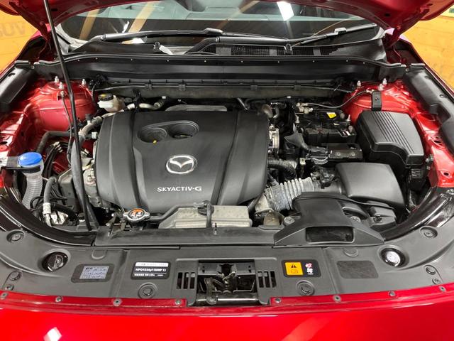 CX-5 25S スポーツアピアランス 禁煙車 10型ナビ 全周囲カメラ 衝突被害軽減システム レーダークルーズ ブラインドスポットモニター レザーシート コーナーセンサー 4WD LEDヘッド ETC オートハイビーム 車線逸脱警報(17枚目)