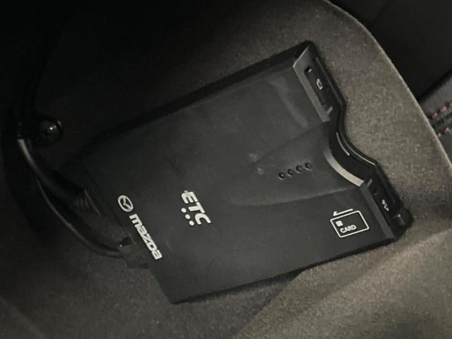 CX-5 25S スポーツアピアランス 禁煙車 10型ナビ 全周囲カメラ 衝突被害軽減システム レーダークルーズ ブラインドスポットモニター レザーシート コーナーセンサー 4WD LEDヘッド ETC オートハイビーム 車線逸脱警報(19枚目)