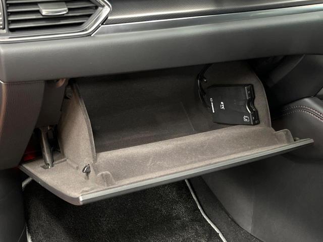 CX-5 25S スポーツアピアランス 禁煙車 10型ナビ 全周囲カメラ 衝突被害軽減システム レーダークルーズ ブラインドスポットモニター レザーシート コーナーセンサー 4WD LEDヘッド ETC オートハイビーム 車線逸脱警報(20枚目)