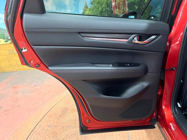 CX-5 25S スポーツアピアランス 禁煙車 10型ナビ 全周囲カメラ 衝突被害軽減システム レーダークルーズ ブラインドスポットモニター レザーシート コーナーセンサー 4WD LEDヘッド ETC オートハイビーム 車線逸脱警報(23枚目)