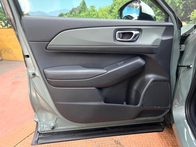 ヴェゼル e:HEV X・HuNTパッケージ 禁煙車 純正SDナビ 衝突被害軽減システム レーダークルーズ コーナーセンサー ハーフレザーシート ドラレコ バックカメラ スマートキー LEDヘッド ナビ連動ETC オートハイビーム 車線逸脱警報(23枚目)