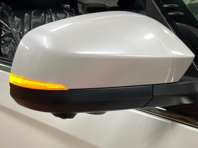 ヴォクシー ハイブリッドS-Z 年次改モデル 登録済未使用車 後席モニター 快適利便PKG トヨタチームメイト 10型ナビ 全周囲カメラ デジタルインナーミラー ユニバーサルステップ 3眼LEDヘッド パークアシスト 電動リアゲート(53枚目)