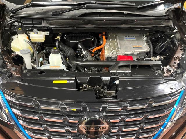 セレナ e-パワー ハイウェイスターV 後席モニター セーフティパックB 10型ナビ 全周囲カメラ プロパイロット 防水シート 禁煙車 両側パワスラ デジタルインナーミラー 衝突軽減 ブラインドスポットモニター 純正15アルミ LEDヘッド(18枚目)