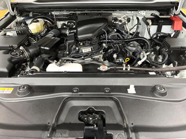 ランドクルーザー250 VX 丸目LEDヘッド トヨタチームメイト サンルーフ 12型ナビ 全周囲カメラ 7人乗り 禁煙車 ルーフレール シートエアコン パワーバックドア デジタルインナーミラー セーフティセンス レーダークルーズ(18枚目)