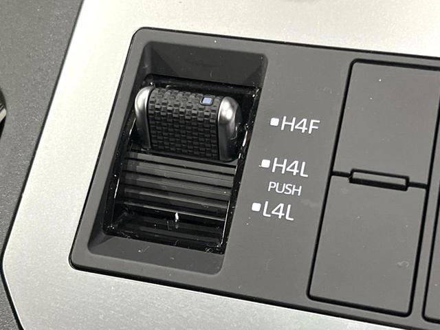 ランドクルーザー250 VX 丸目LEDヘッド トヨタチームメイト サンルーフ 12型ナビ 全周囲カメラ 7人乗り 禁煙車 ルーフレール シートエアコン パワーバックドア デジタルインナーミラー セーフティセンス レーダークルーズ(38枚目)