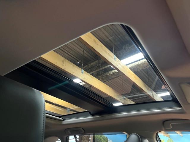 RAV4 G パノラマルーフ 10型ナビ 全周囲カメラ 禁煙車 パワーバックドア シートエアコン セーフティセンス レーダークルーズ ブラインドスポットモニター 純正18アルミ LEDヘッド フルセグTV ETC(3枚目)