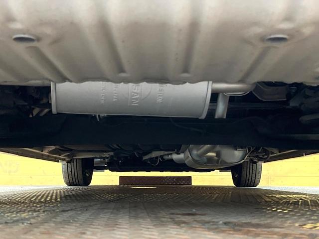 セレナ e-パワー ハイウェイスターV 純正エアロ 後席モニター セーフティパックB 9型ナビ 全周囲カメラ プロパイロット シートヒーター 禁煙車 両側パワスラ パークアシスト 衝突軽減 クリアランスソナー 純正15アルミ フルセグTV(19枚目)