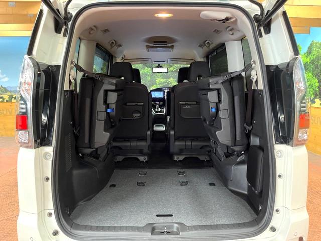 セレナ e-パワー ハイウェイスターV 純正エアロ 後席モニター セーフティパックB 9型ナビ 全周囲カメラ プロパイロット シートヒーター 禁煙車 両側パワスラ パークアシスト 衝突軽減 クリアランスソナー 純正15アルミ フルセグTV(32枚目)