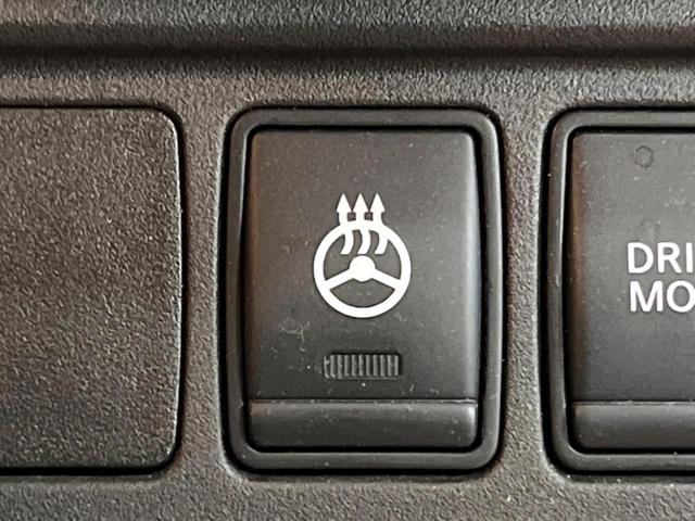 セレナ e-パワー ハイウェイスターV 純正エアロ 後席モニター セーフティパックB 9型ナビ 全周囲カメラ プロパイロット シートヒーター 禁煙車 両側パワスラ パークアシスト 衝突軽減 クリアランスソナー 純正15アルミ フルセグTV(55枚目)