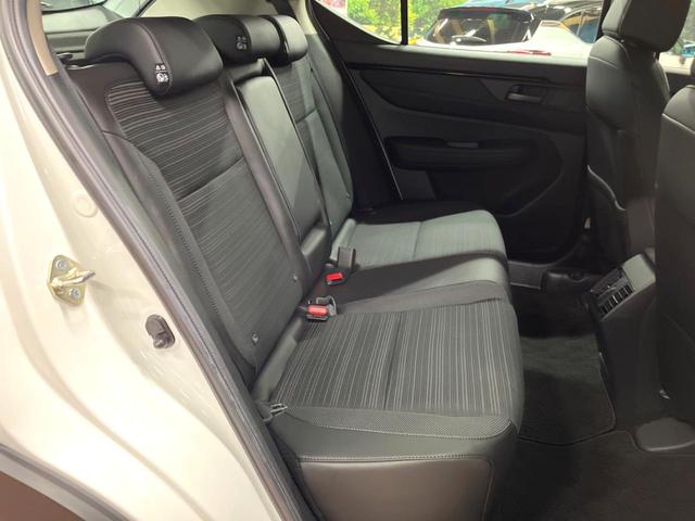 WR-V Z ブラックスタイル 禁煙車 純正8型ナビ バックカメラ アダプティブクルーズコントロール ホンダセンシング LEDヘッド&フォグ 純正17インチアルミ フルセグ Bluetooth スマートキー オートエアコン(9枚目)