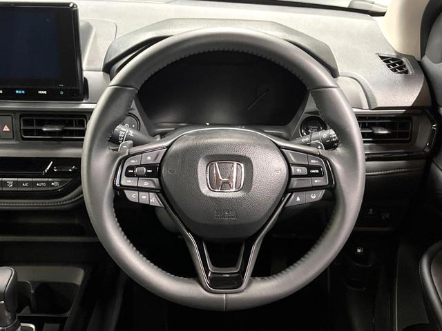 WR-V Z ブラックスタイル 禁煙車 純正8型ナビ バックカメラ アダプティブクルーズコントロール ホンダセンシング LEDヘッド&フォグ 純正17インチアルミ フルセグ Bluetooth スマートキー オートエアコン(11枚目)