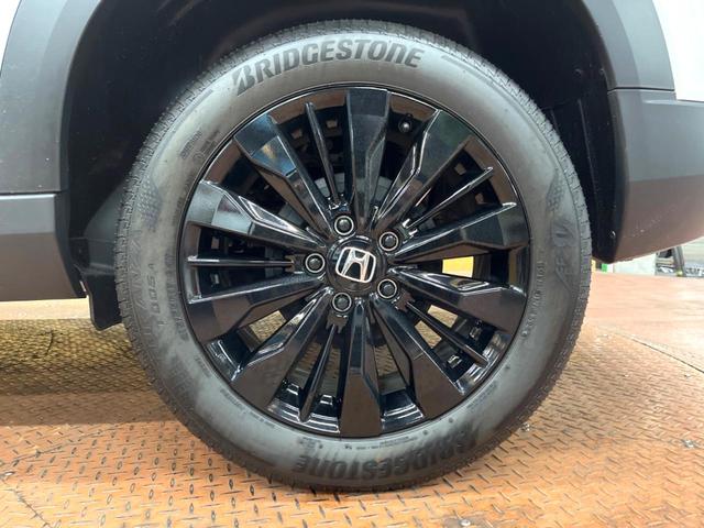 WR-V Z ブラックスタイル 禁煙車 純正8型ナビ バックカメラ アダプティブクルーズコントロール ホンダセンシング LEDヘッド&フォグ 純正17インチアルミ フルセグ Bluetooth スマートキー オートエアコン(26枚目)