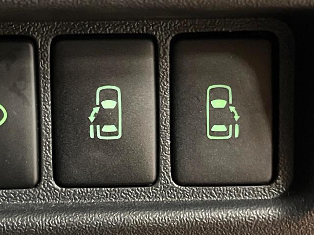 ハイエースバン スーパーGL ダークプライムII 後席モニター SDナビ 全周囲カメラ 両側パワスラ 禁煙車 フルセグTV 衝突軽減 LEDヘッド 純正15アルミ ハーフレザーシート 車線逸脱警報 オートハイビーム コーナーセンサー ETC2.0(6枚目)