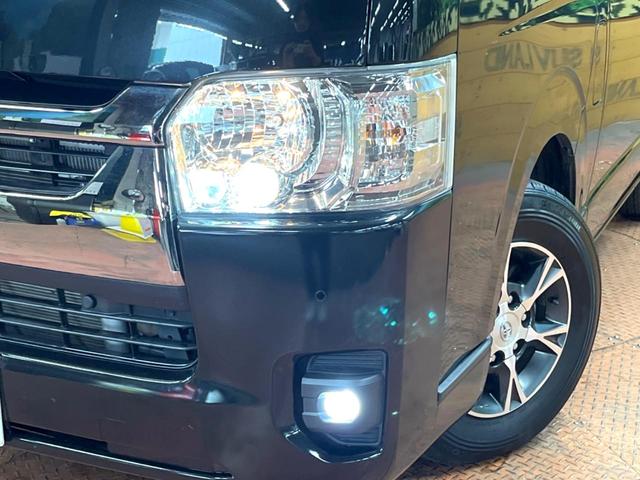 ハイエースバン スーパーGL ダークプライムII 後席モニター SDナビ 全周囲カメラ 両側パワスラ 禁煙車 フルセグTV 衝突軽減 LEDヘッド 純正15アルミ ハーフレザーシート 車線逸脱警報 オートハイビーム コーナーセンサー ETC2.0(12枚目)