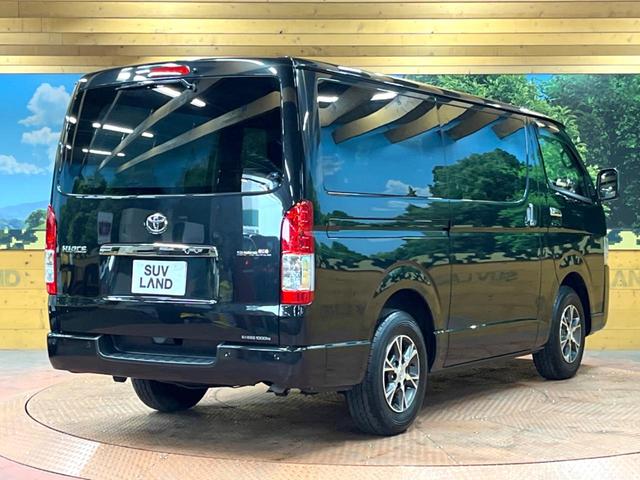 ハイエースバン スーパーGL ダークプライムII 後席モニター SDナビ 全周囲カメラ 両側パワスラ 禁煙車 フルセグTV 衝突軽減 LEDヘッド 純正15アルミ ハーフレザーシート 車線逸脱警報 オートハイビーム コーナーセンサー ETC2.0(17枚目)