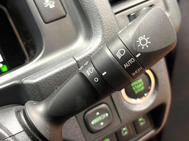 ハイエースバン スーパーGL ダークプライムII 後席モニター SDナビ 全周囲カメラ 両側パワスラ 禁煙車 フルセグTV 衝突軽減 LEDヘッド 純正15アルミ ハーフレザーシート 車線逸脱警報 オートハイビーム コーナーセンサー ETC2.0(41枚目)