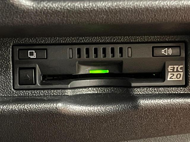 ハイエースバン スーパーGL ダークプライムII 後席モニター SDナビ 全周囲カメラ 両側パワスラ 禁煙車 フルセグTV 衝突軽減 LEDヘッド 純正15アルミ ハーフレザーシート 車線逸脱警報 オートハイビーム コーナーセンサー ETC2.0(45枚目)