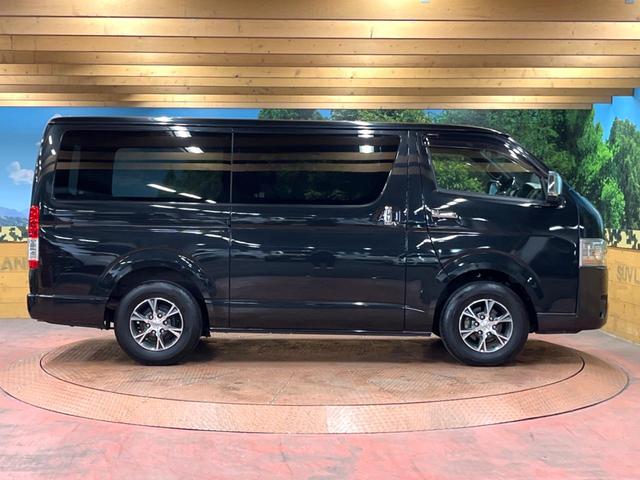 ハイエースバン スーパーGL ダークプライムII 後席モニター SDナビ 全周囲カメラ 両側パワスラ 禁煙車 フルセグTV 衝突軽減 LEDヘッド 純正15アルミ ハーフレザーシート 車線逸脱警報 オートハイビーム コーナーセンサー ETC2.0(49枚目)