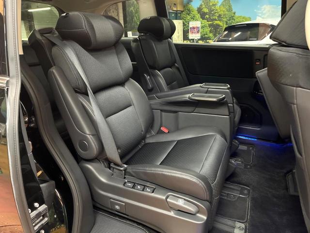 オデッセイハイブリッド e:HEVアブソルート 後席モニター 11型ナビ 全周囲カメラ 禁煙車 両側電動ドア ホンダセンシング ブラインドスポットモニター レザーシート シートヒーター LEDヘッド クリアランスソナー パワーシート ETC(9枚目)