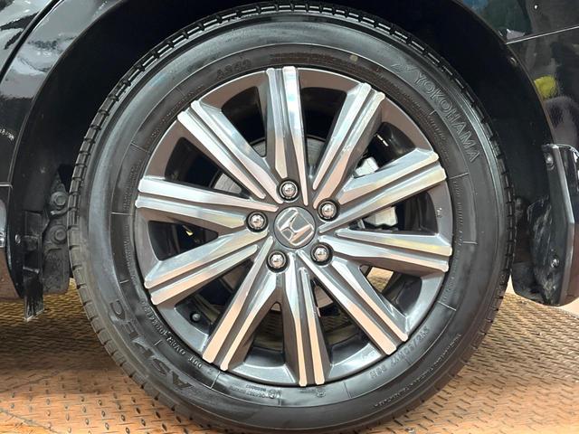 オデッセイハイブリッド e:HEVアブソルート 後席モニター 11型ナビ 全周囲カメラ 禁煙車 両側電動ドア ホンダセンシング ブラインドスポットモニター レザーシート シートヒーター LEDヘッド クリアランスソナー パワーシート ETC(27枚目)