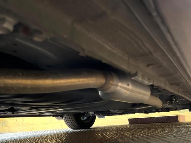 オデッセイハイブリッド e:HEVアブソルート 後席モニター 11型ナビ 全周囲カメラ 禁煙車 両側電動ドア ホンダセンシング ブラインドスポットモニター レザーシート シートヒーター LEDヘッド クリアランスソナー パワーシート ETC(31枚目)