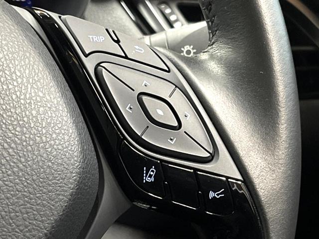 C-HR G TRDエアロ 9型ナビ 禁煙車 セーフティセンス レーダークルーズ ブラインドスポットモニター シートヒーター バックカメラ ETC LEDヘッド 純正18アルミ フルセグTV オートハイビーム(32枚目)