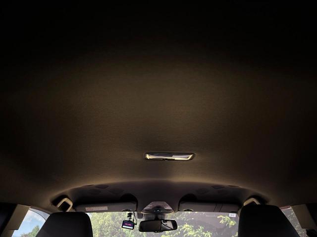 C-HR G TRDエアロ 9型ナビ 禁煙車 セーフティセンス レーダークルーズ ブラインドスポットモニター シートヒーター バックカメラ ETC LEDヘッド 純正18アルミ フルセグTV オートハイビーム(39枚目)