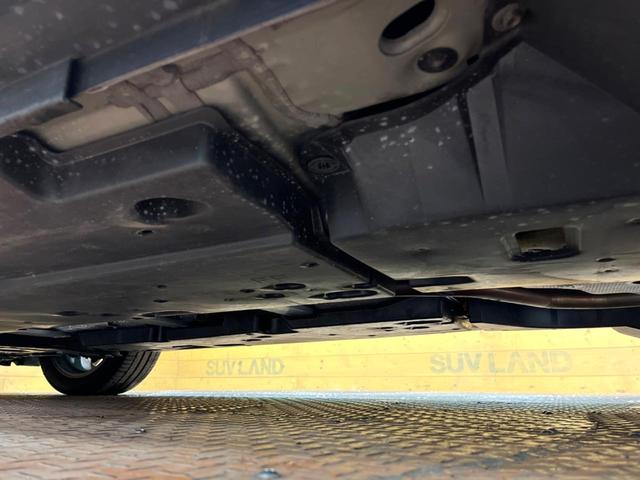 C-HR G TRDエアロ 9型ナビ 禁煙車 セーフティセンス レーダークルーズ ブラインドスポットモニター シートヒーター バックカメラ ETC LEDヘッド 純正18アルミ フルセグTV オートハイビーム(42枚目)