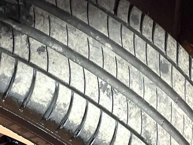 C-HR G TRDエアロ 9型ナビ 禁煙車 セーフティセンス レーダークルーズ ブラインドスポットモニター シートヒーター バックカメラ ETC LEDヘッド 純正18アルミ フルセグTV オートハイビーム(45枚目)