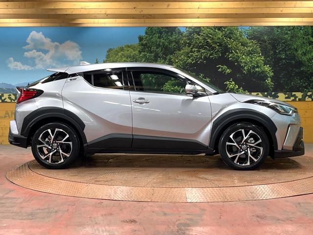 C-HR G TRDエアロ 9型ナビ 禁煙車 セーフティセンス レーダークルーズ ブラインドスポットモニター シートヒーター バックカメラ ETC LEDヘッド 純正18アルミ フルセグTV オートハイビーム(49枚目)