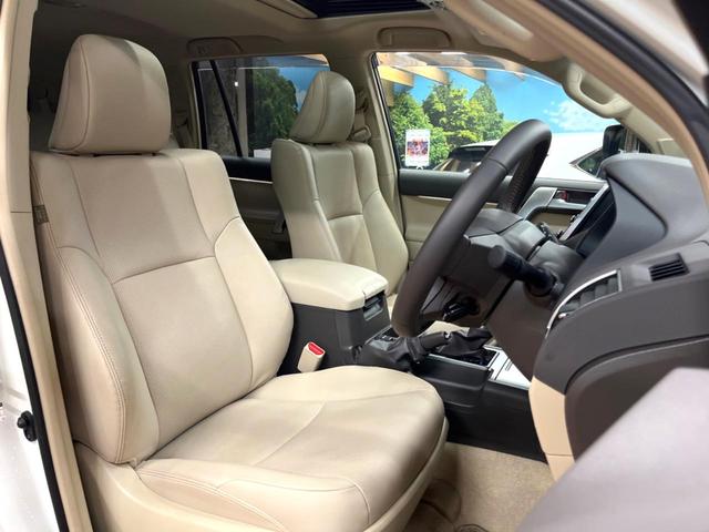 ランドクルーザープラド TX Lパッケージ マットブラックエディション サンルーフ メーカーナビ 全周囲カメラ 7人乗り ブラインドスポットモニター ベージュ革シート 禁煙車 シートエアコン ルーフレール セーフティセンス レーダークルーズ 純正18アルミ ETC2.0(8枚目)