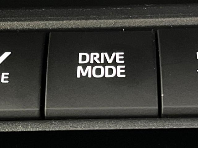 カローラクロス GRスポーツ 登録済未使用車 ガラスルーフ トヨタチームメイト 10型ナビ 全周囲カメラ セーフティセンス レーダークルーズ パワーバックドア フルセグ Bluetooth再生 シートヒーター LEDヘッド ETC(40枚目)