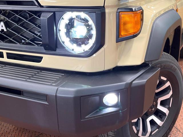 ランドクルーザー70 AX 登録済未使用車 純正ナビ バックカメラ クルーズコントロール デフロック LEDヘッド&フォグ 純正16インチアルミ オートマチックハイビーム ダウンヒルアシスト フルセグ Bluetooth再生(13枚目)