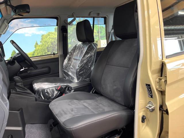 ランドクルーザー70 AX 登録済未使用車 純正ナビ バックカメラ クルーズコントロール デフロック LEDヘッド&フォグ 純正16インチアルミ オートマチックハイビーム ダウンヒルアシスト フルセグ Bluetooth再生(21枚目)
