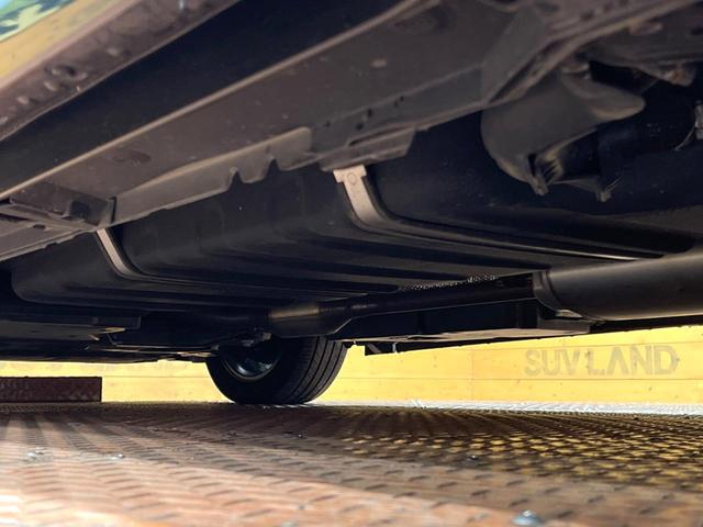 ヴォクシー ハイブリッドS-Z モデリスタエアロ 後席モニター 10型ナビ 快適利便パッケージ 両側電動ドア 禁煙車 100V電源 電動リアドア デジタルインナーミラー シートヒータ― ハンドルヒーター 純正17インチアルミ ETC(24枚目)