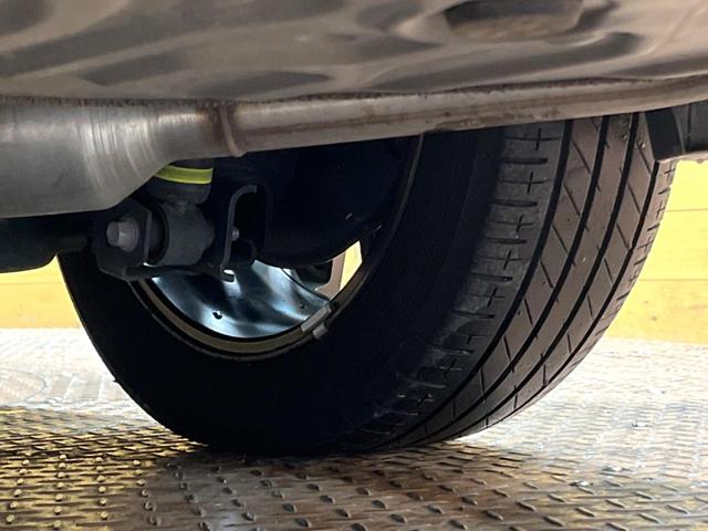 ヴォクシー ハイブリッドS-Z モデリスタエアロ 後席モニター 10型ナビ 快適利便パッケージ 両側電動ドア 禁煙車 100V電源 電動リアドア デジタルインナーミラー シートヒータ― ハンドルヒーター 純正17インチアルミ ETC(26枚目)