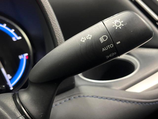 ヴォクシー ハイブリッドS-Z モデリスタエアロ 後席モニター 10型ナビ 快適利便パッケージ 両側電動ドア 禁煙車 100V電源 電動リアドア デジタルインナーミラー シートヒータ― ハンドルヒーター 純正17インチアルミ ETC(53枚目)