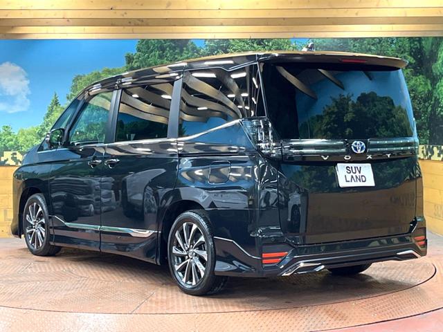 ヴォクシー ハイブリッドS-Z モデリスタエアロ 後席モニター 10型ナビ 快適利便パッケージ 両側電動ドア 禁煙車 100V電源 電動リアドア デジタルインナーミラー シートヒータ― ハンドルヒーター 純正17インチアルミ ETC(64枚目)
