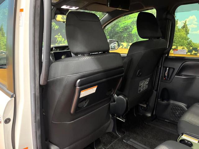 ヴォクシー ZS 煌 後席モニター BIGX9型ナビ 禁煙車 両側電動ドア セーフティセンス クルーズコントロール バックカメラ 純正16インチアルミ LEDヘッド&フォグ フルセグ Bluetooth再生 ETC(28枚目)